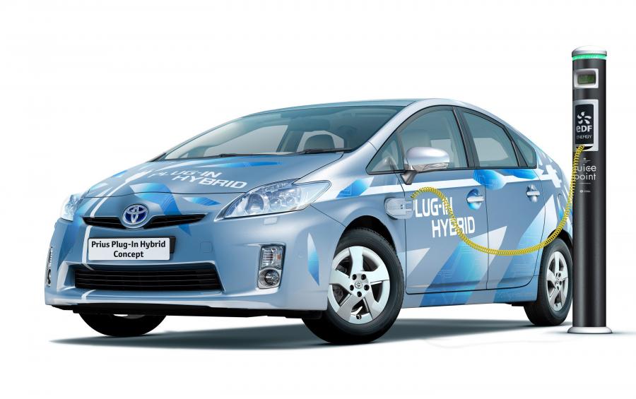  Toyota Prius Plug-In Hybrid Concept 2010 года  (фото 4 из 4)